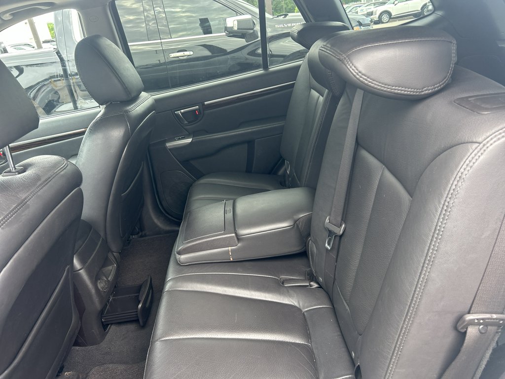 Used 2010 Radiant Silver Hyundai Limited image 9