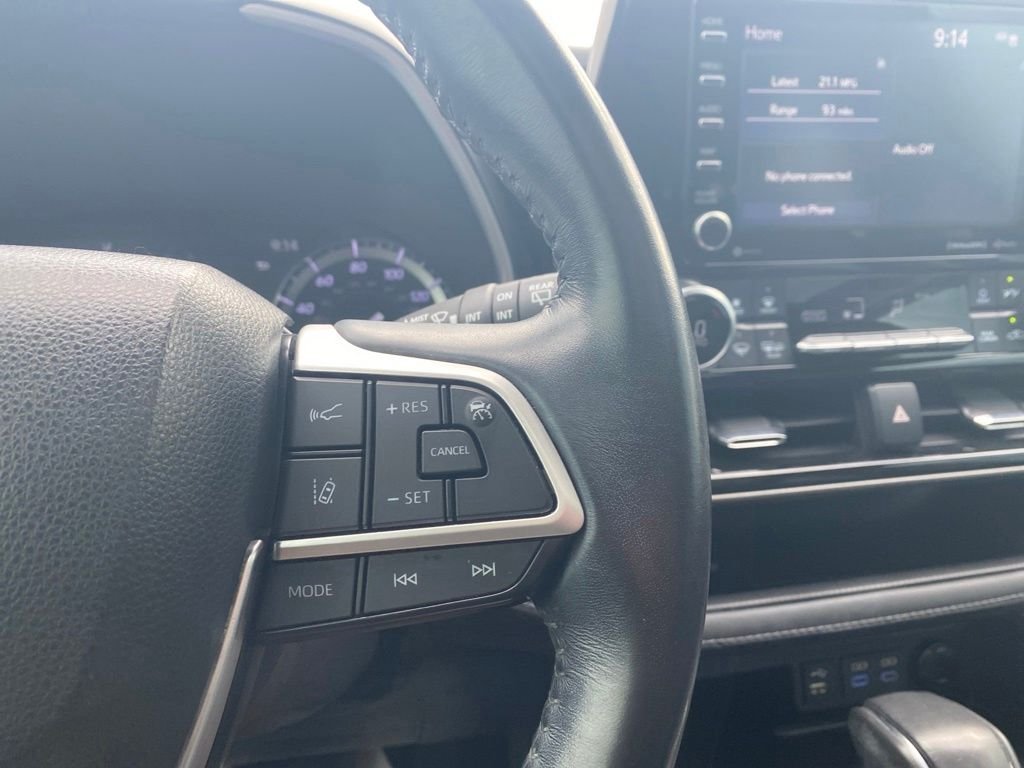 Used 2022 Black Toyota XLE image 19