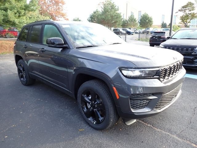 2025 Jeep Grand Cherokee Altitude - Photo 8