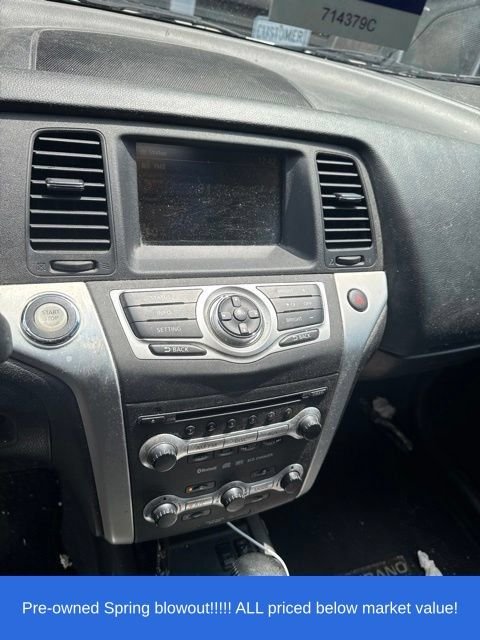 Used 2010 Gray Nissan SL image 16