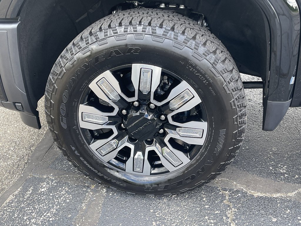 2025 GMC Sierra 2500HD Denali - Photo 13