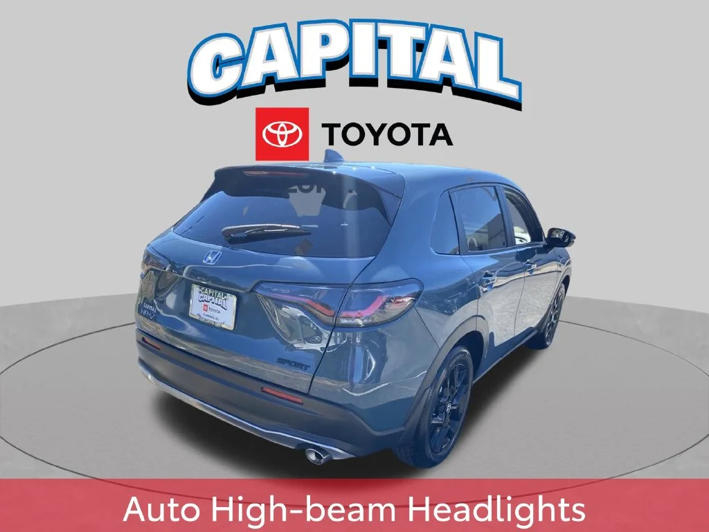 Used 2025 Green Honda Sport image 13