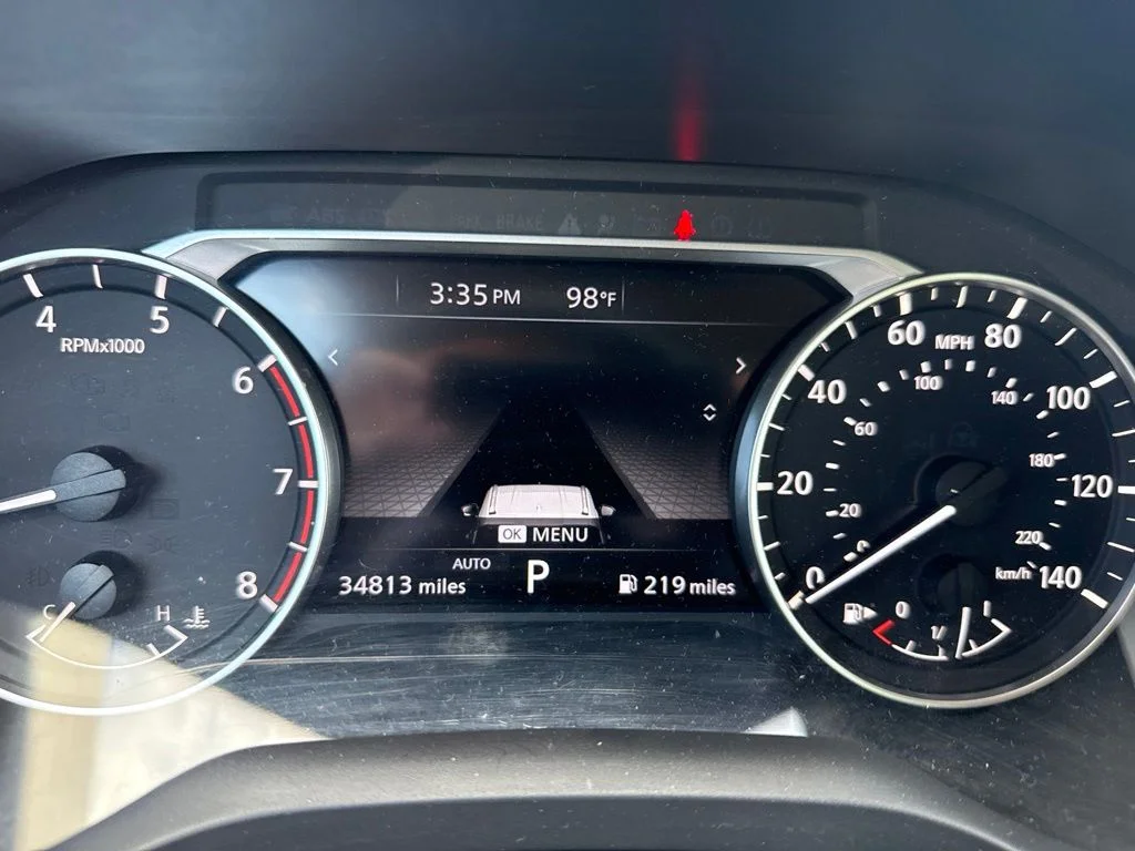 Used 2025 Super Black Nissan SV image 10