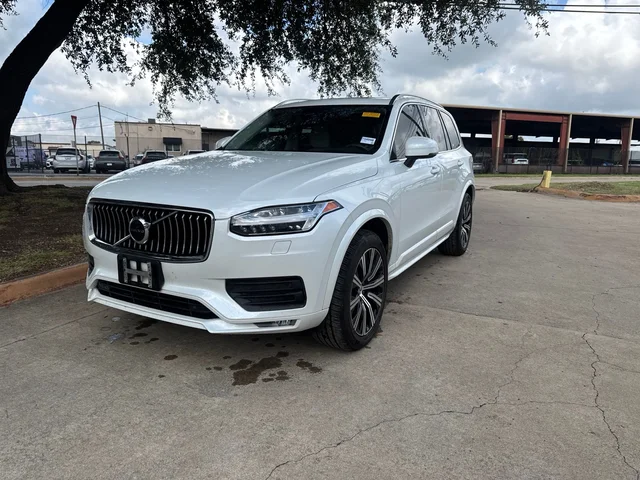 2023 Volvo XC90 B5 Core
