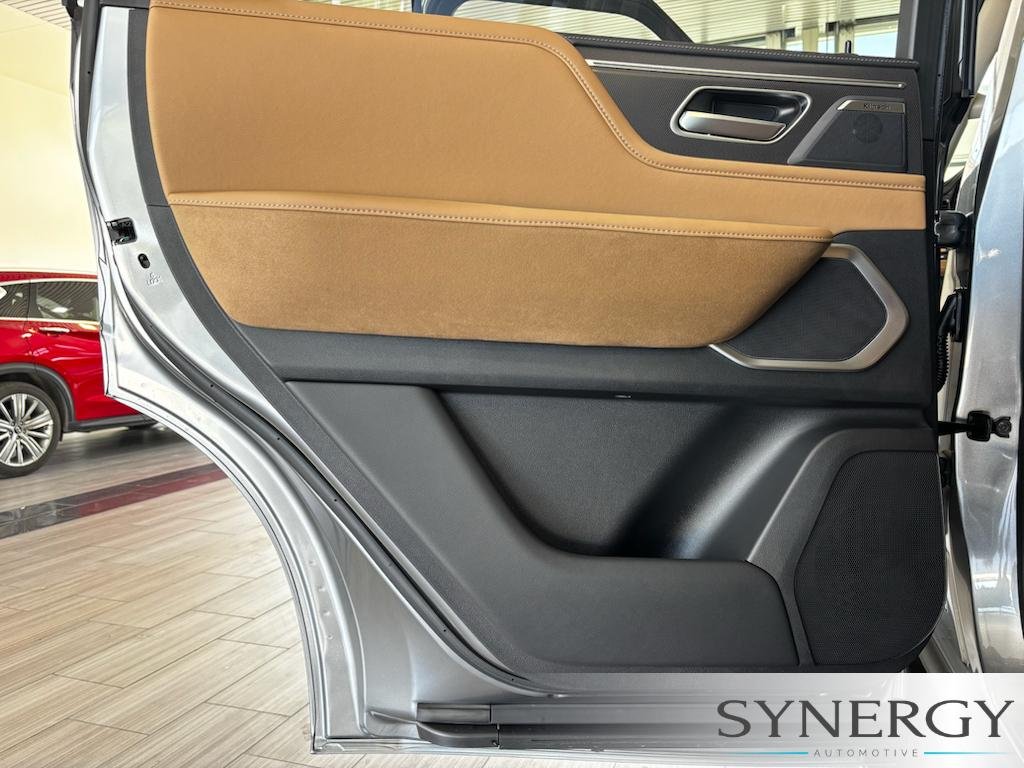 New 2027 DYNAMIC METAL INFINITI Luxe 2WD image 21
