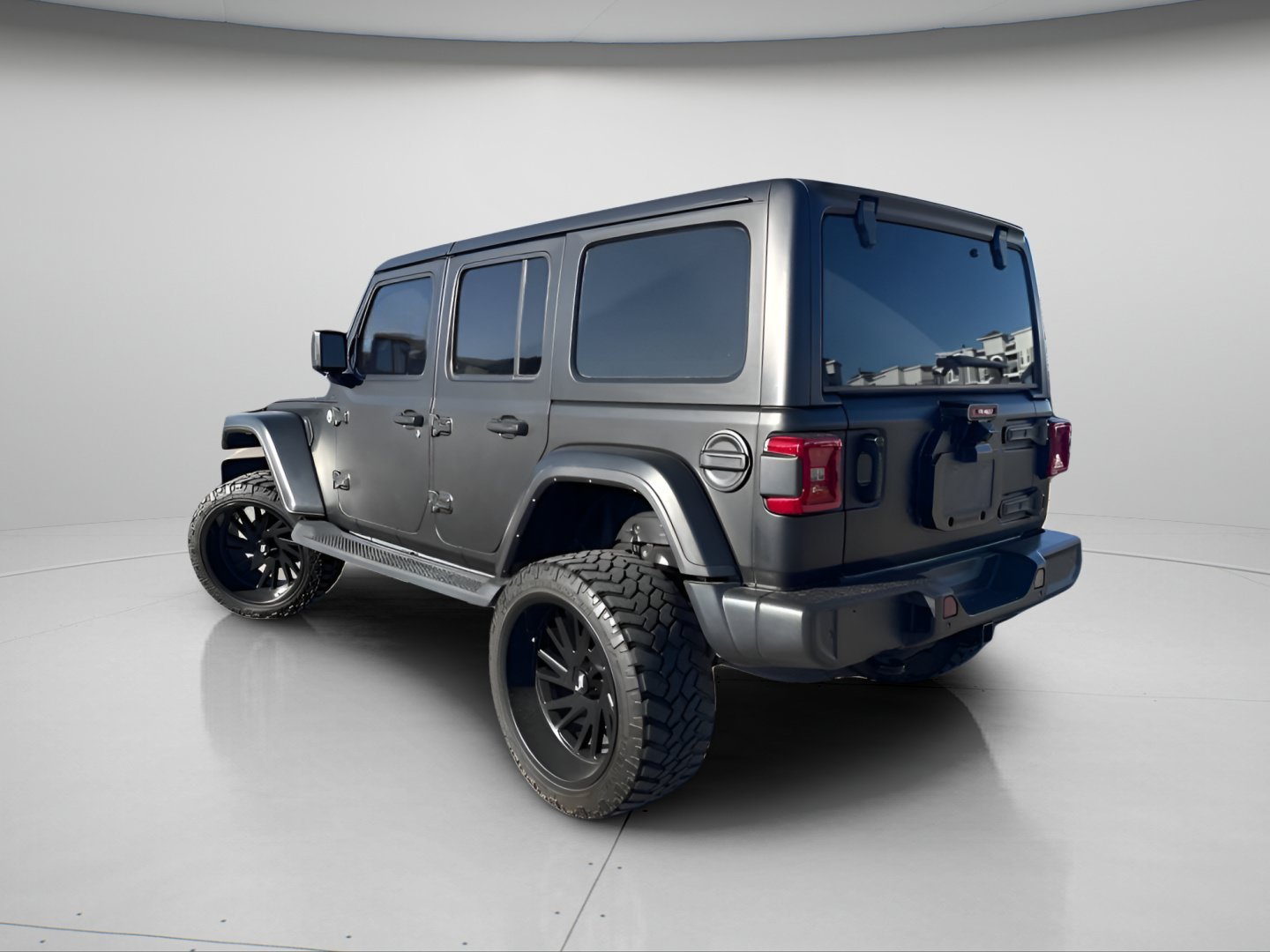 Used 2024 Anvil Clear Coat Jeep Sahara image 12