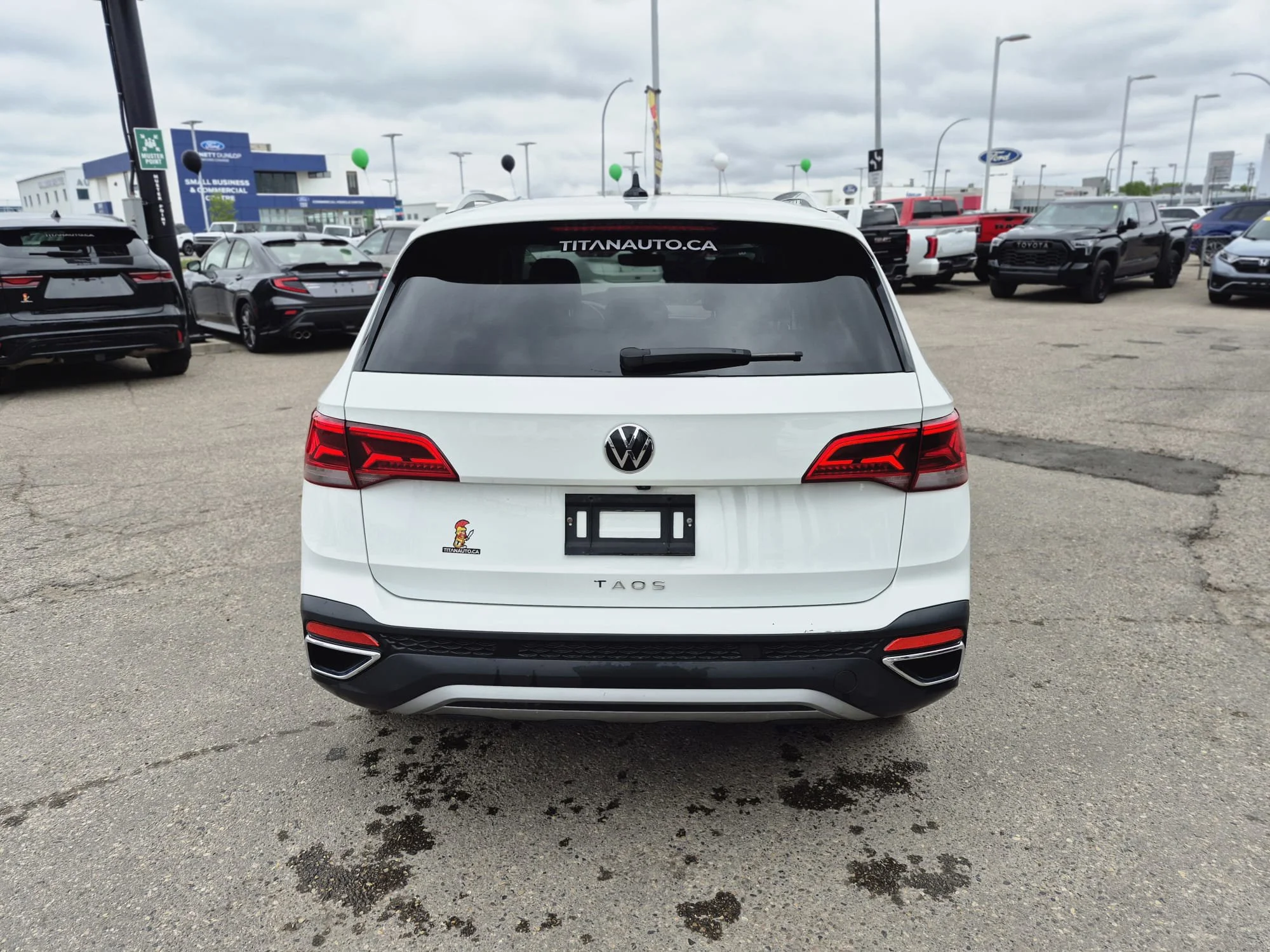 Certified Used 2024 White Volkswagen Comfortline*Adaptive Cruise | Remote Start | Htd Leather | Pano Roof | Htd Wheel | Lane Keep Assist image 14