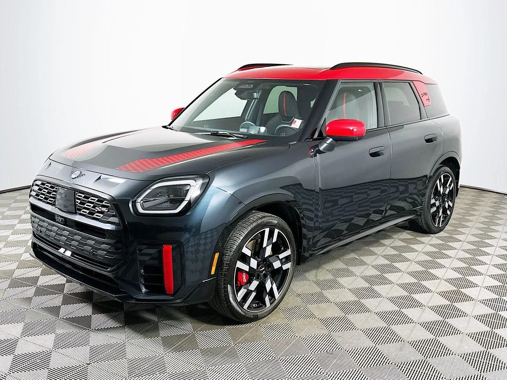2025 MINI Countryman JCW ALL4's photo