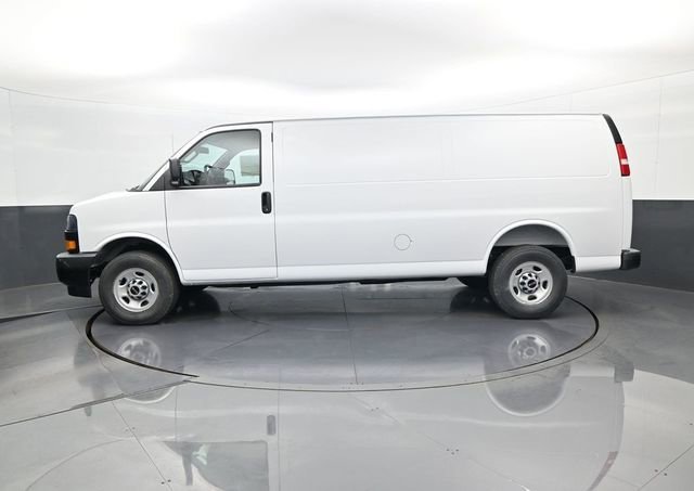2026 GMC Savana Cargo Work Van - Photo 8