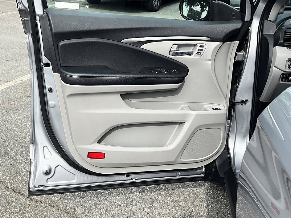 Used 2019 Sapphire Honda EX-L image 20