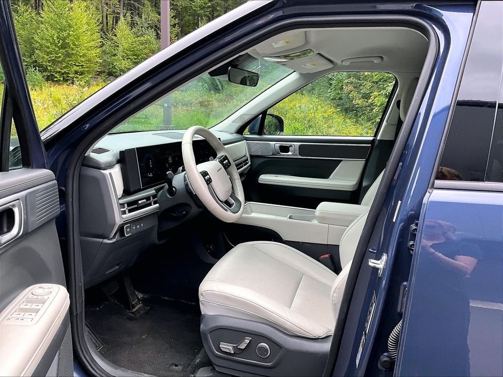 Used 2025 Blue Hyundai SEL image 7