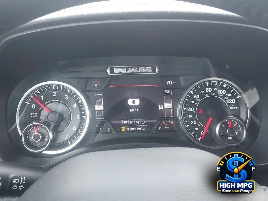 Used 2021 Red Ram Laramie image 27