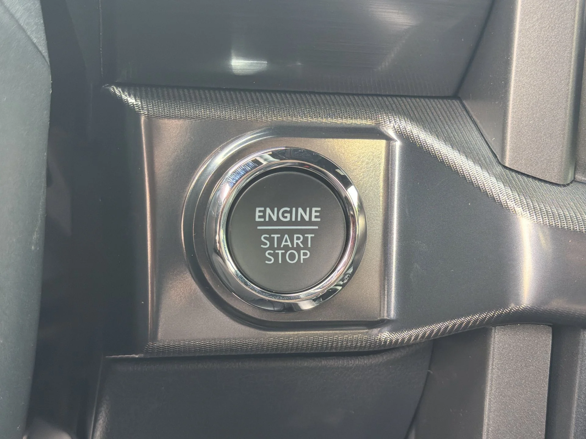 New 2026 Iconic Silver Metallic Ford Lariat® image 9