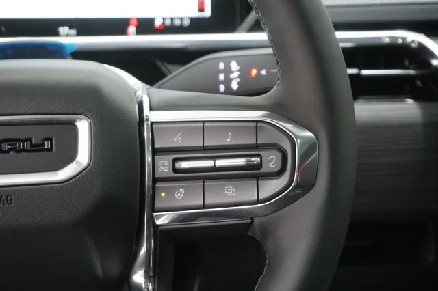 New 2025 Onyx Black GMC Max Range Denali image 43
