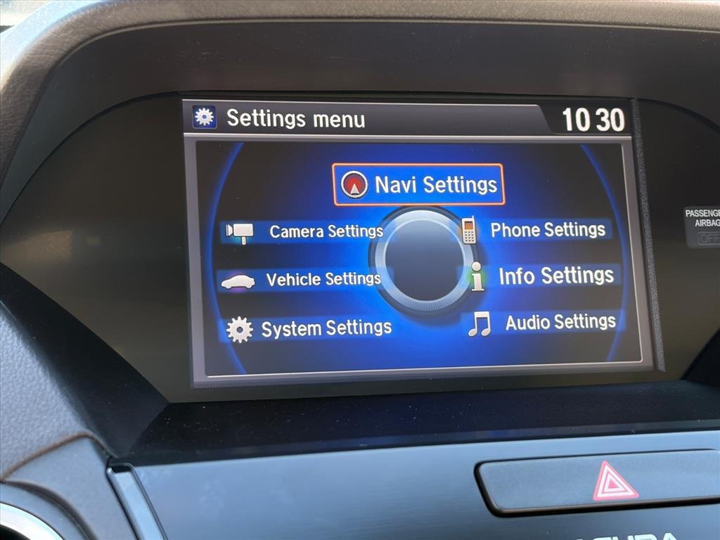 Used 2018 Lunar Silver Metallic Acura w/Advance image 19