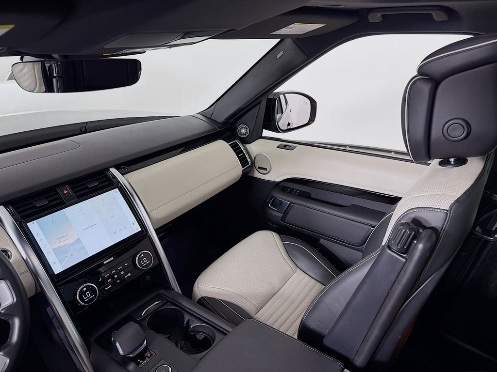 Used 2022 Portofino Blue Metallic Land Rover HSE R-Dynamic image 25