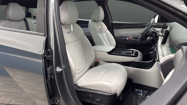 Used 2026 Amazon Gray Hyundai Limited image 25