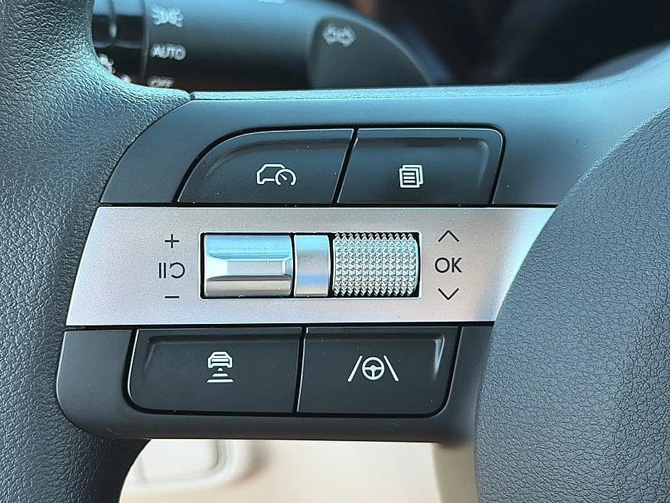 New 2026 Serenity White Pearl Hyundai SEL FWD image 13