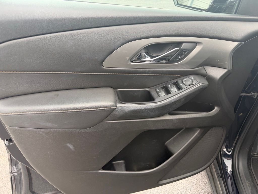 Used 2020 Blue Chevrolet LT image 10