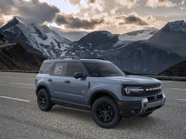 New 2026 Azure Gray Metallic Ford Badlands image 7