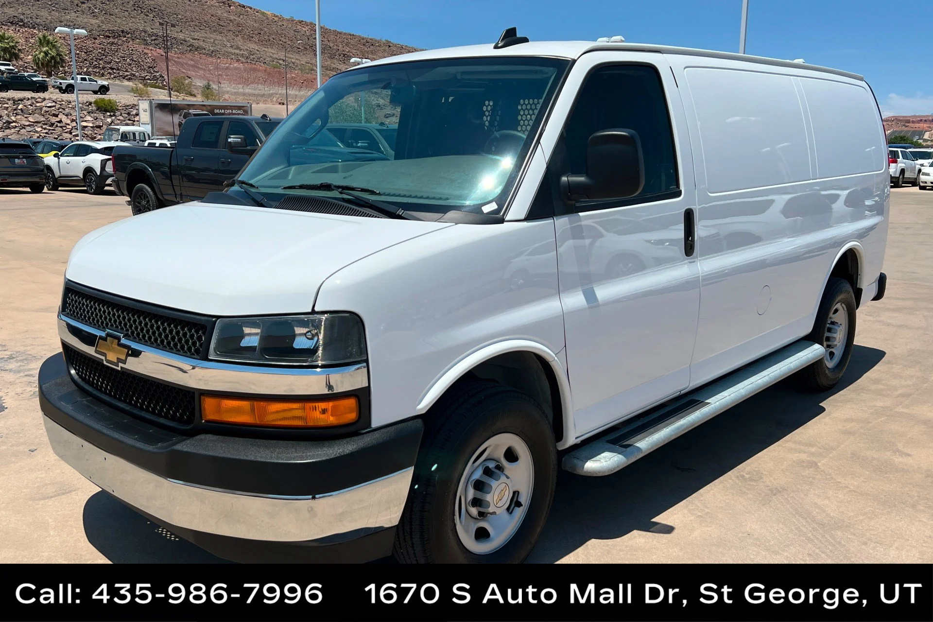 2024 Chevrolet Express 2500 Work Van HD's photo