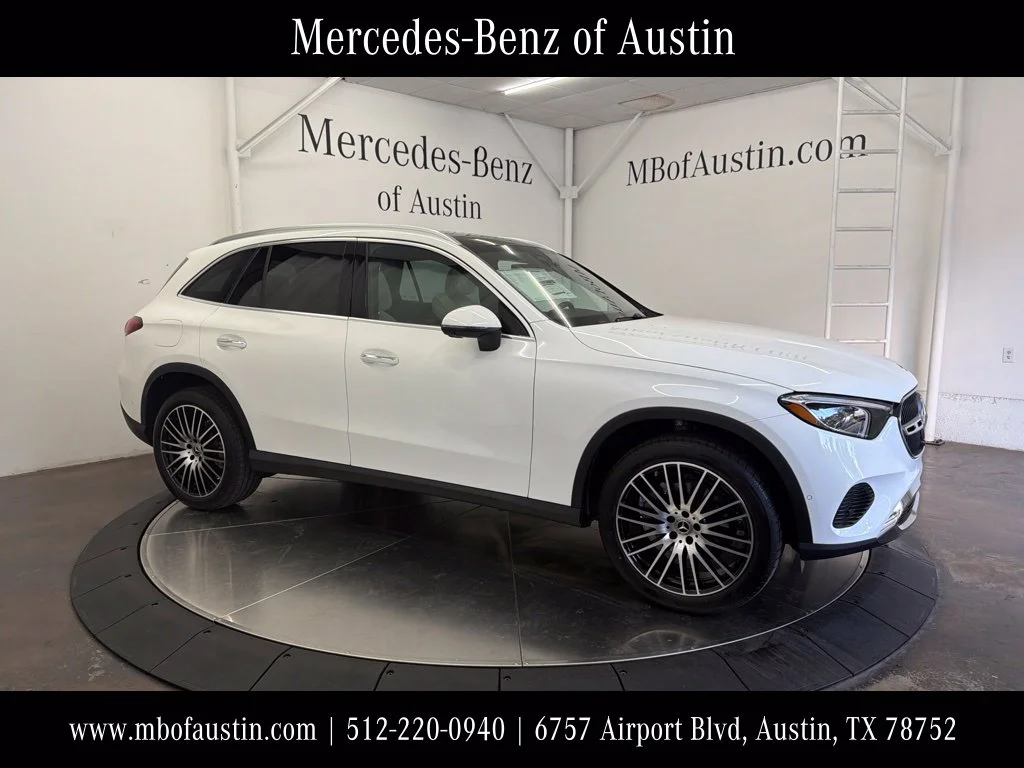 New 2027 White Mercedes-Benz GLC 300 image 1
