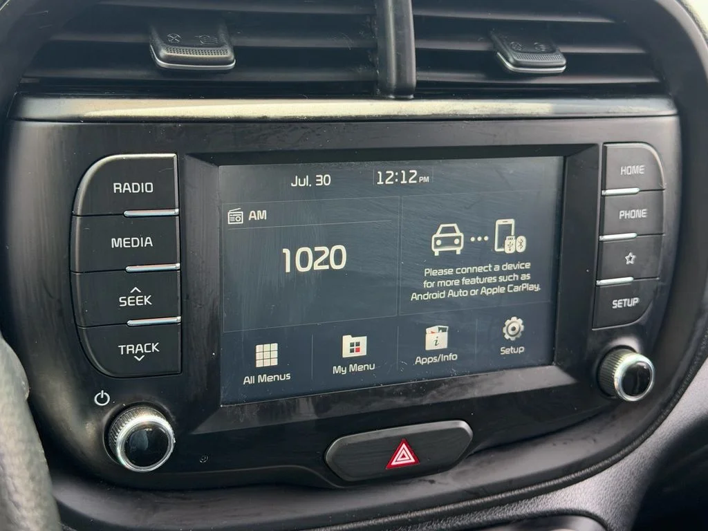 Used 2021 Silver Kia S image 21