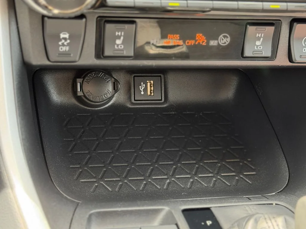 Used 2024 White Toyota XLE image 19