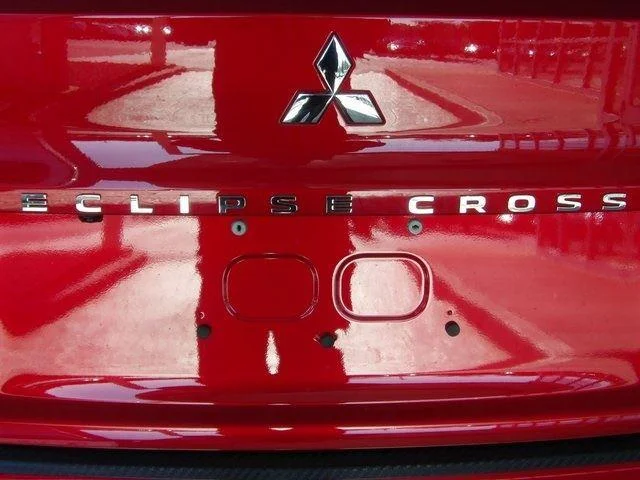 2026 Mitsubishi Eclipse Cross LE - Photo 8