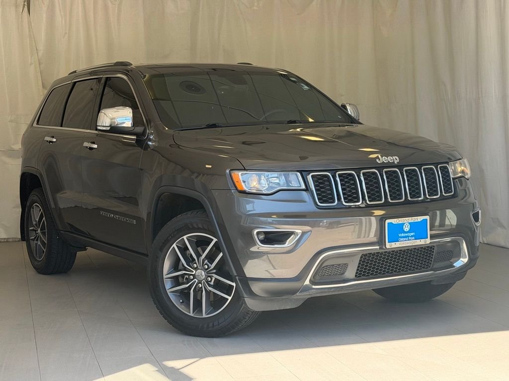 Used 2018 Granite Crystal Metallic Clearcoat Jeep Limited image 6