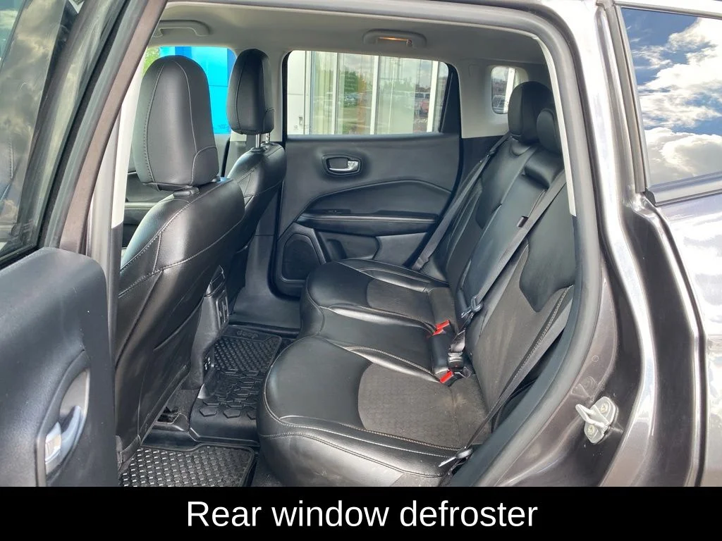 Used 2021 Gray Jeep Latitude image 8
