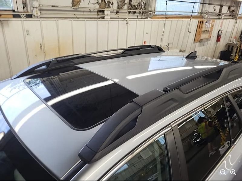 Used 2023 Ice Silver Metallic Subaru Limited image 6
