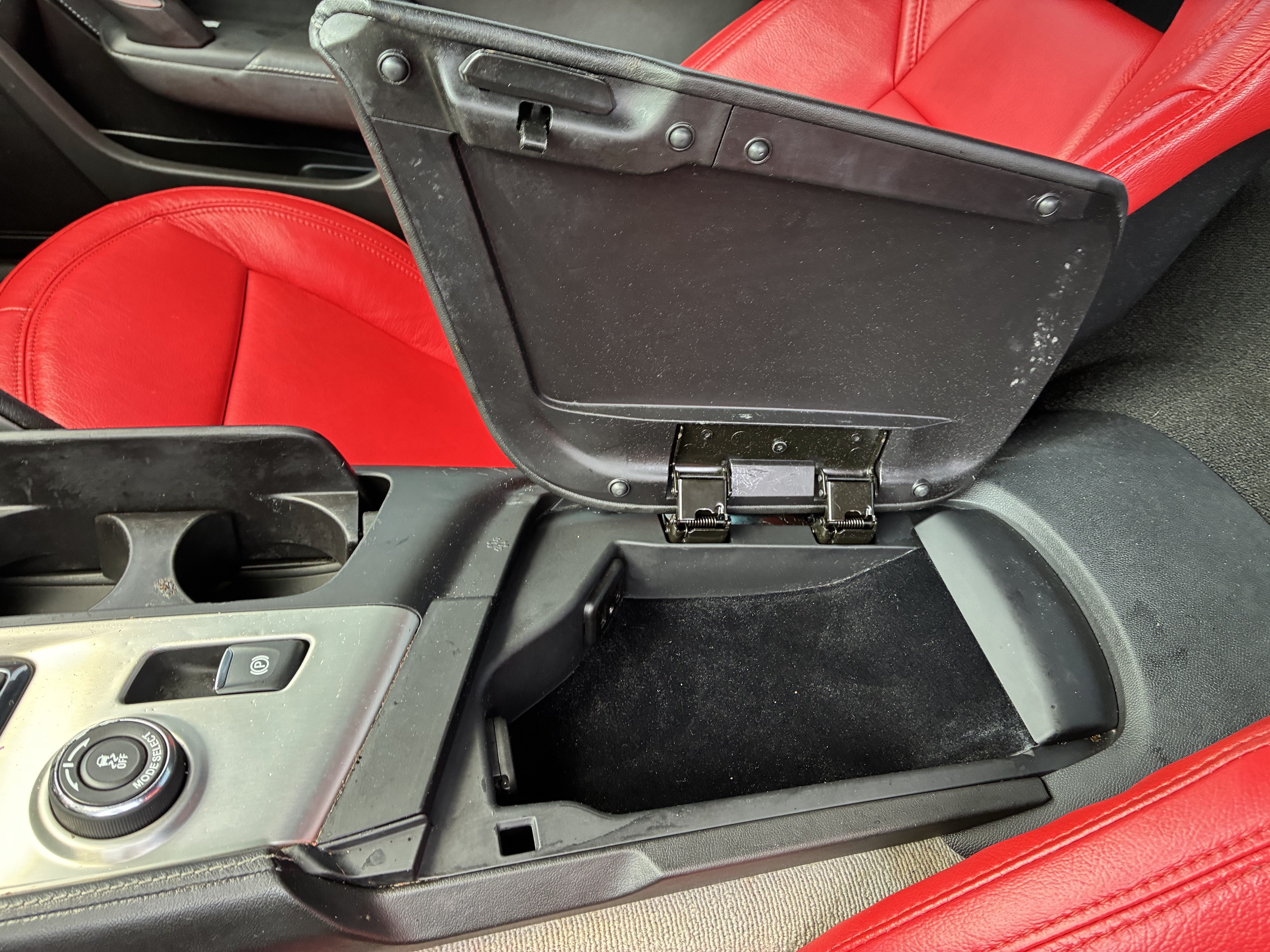 Used 2019 Arctic White Chevrolet 1LT image 30