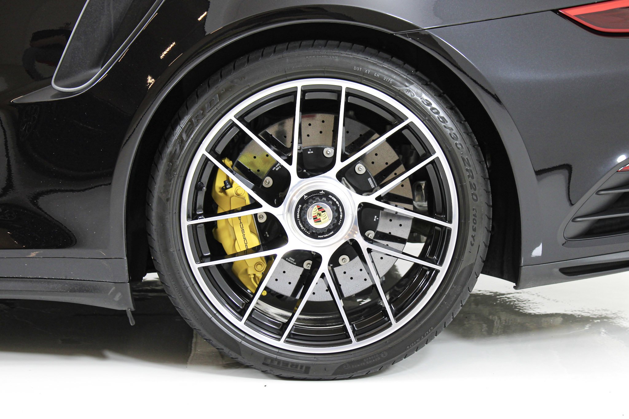 Used 2019 Black Porsche Turbo S Cabriolet image 22