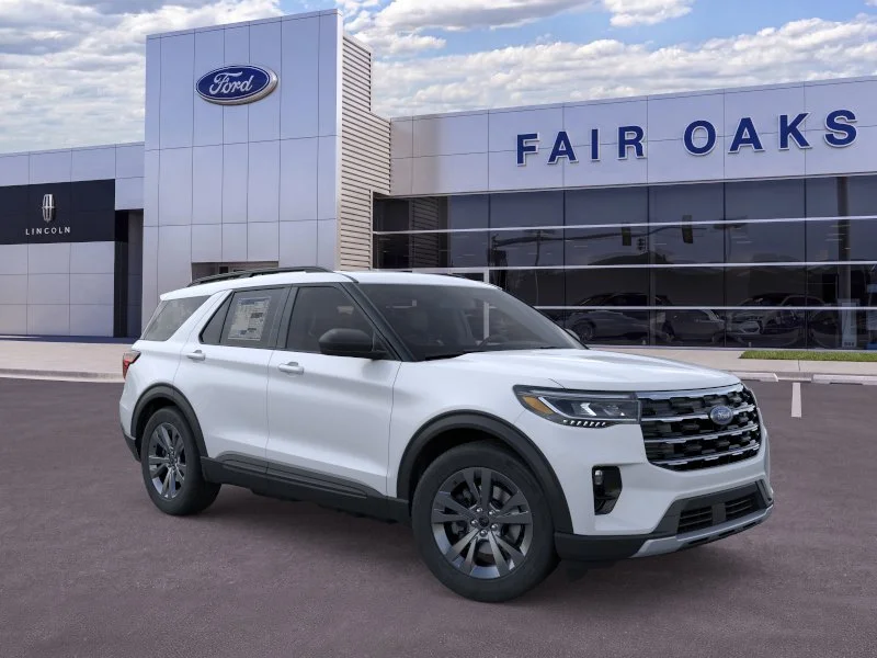 New 2026 Space White Metallic Ford Active image 38