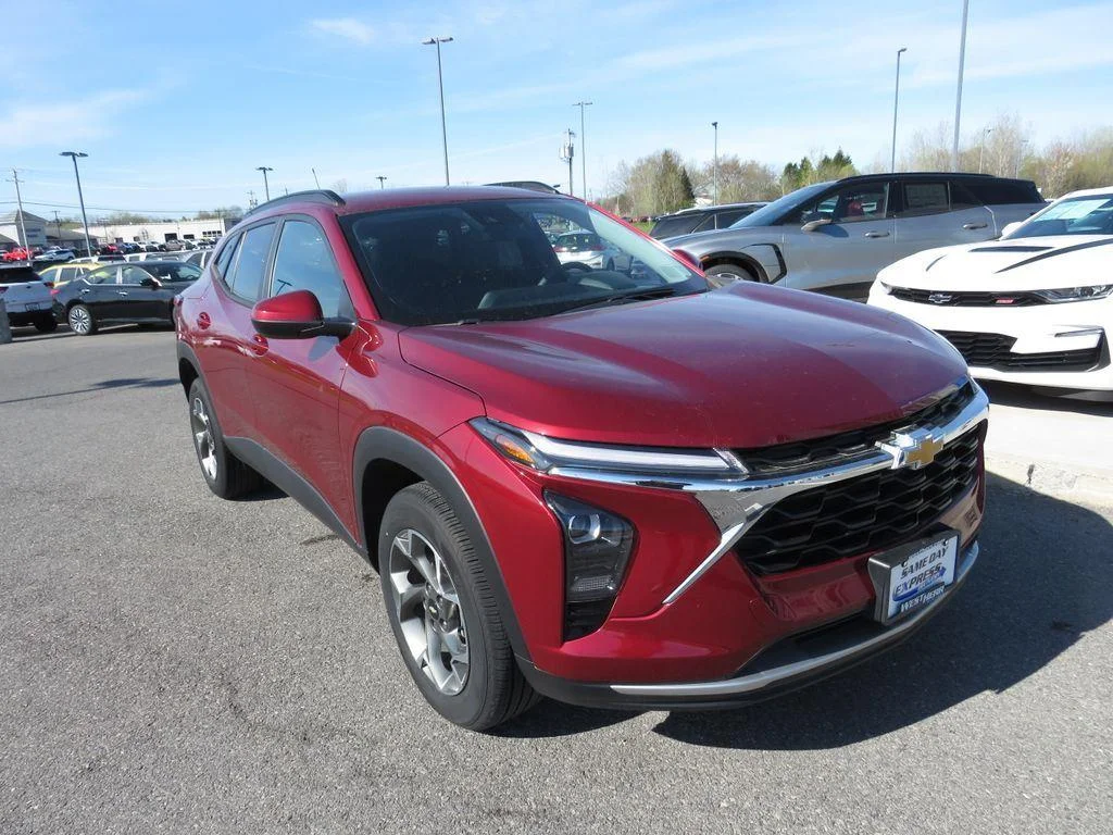 Used 2024 Crimson Chevrolet LT image 2