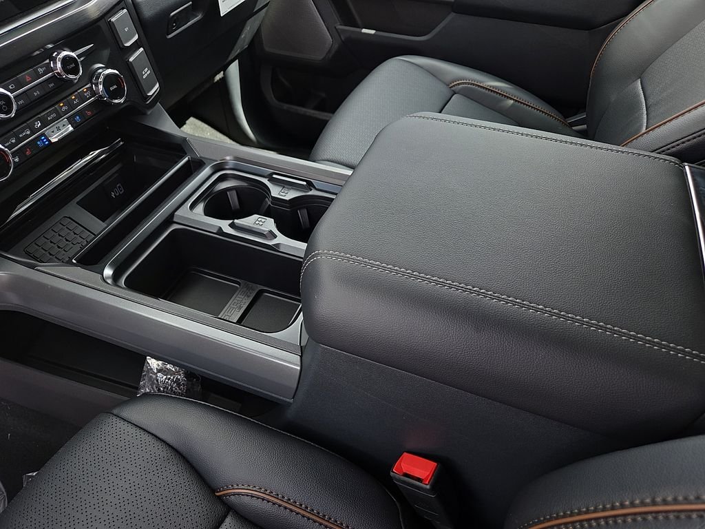 New 2026 Glacier Gray Metallic Tri-Coat Ford F-250® Lariat® image 25