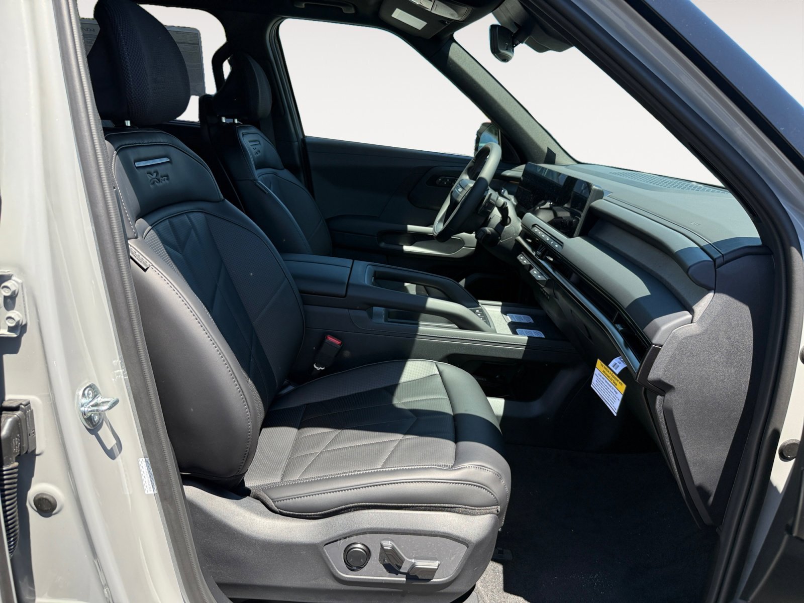New 2027 Wolf Gray Kia X-PRO SX image 19