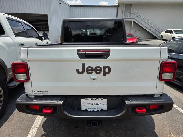 Used 2023 White Jeep Rubicon image 13