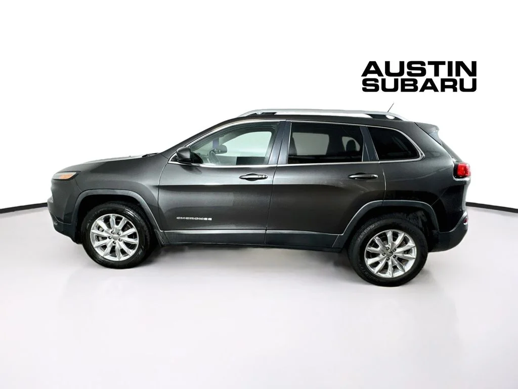 Used 2014 Gray Jeep Limited image 4