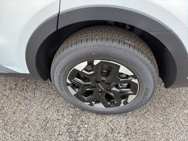 New 2026 Ivory Silver Kia S image 6