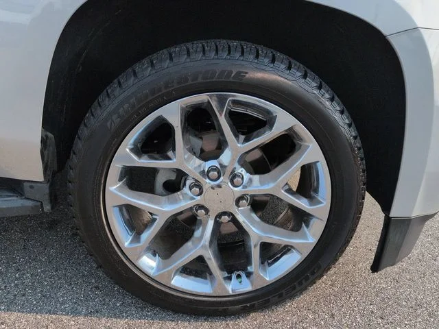 Used 2018 Silver Chevrolet LS image 11