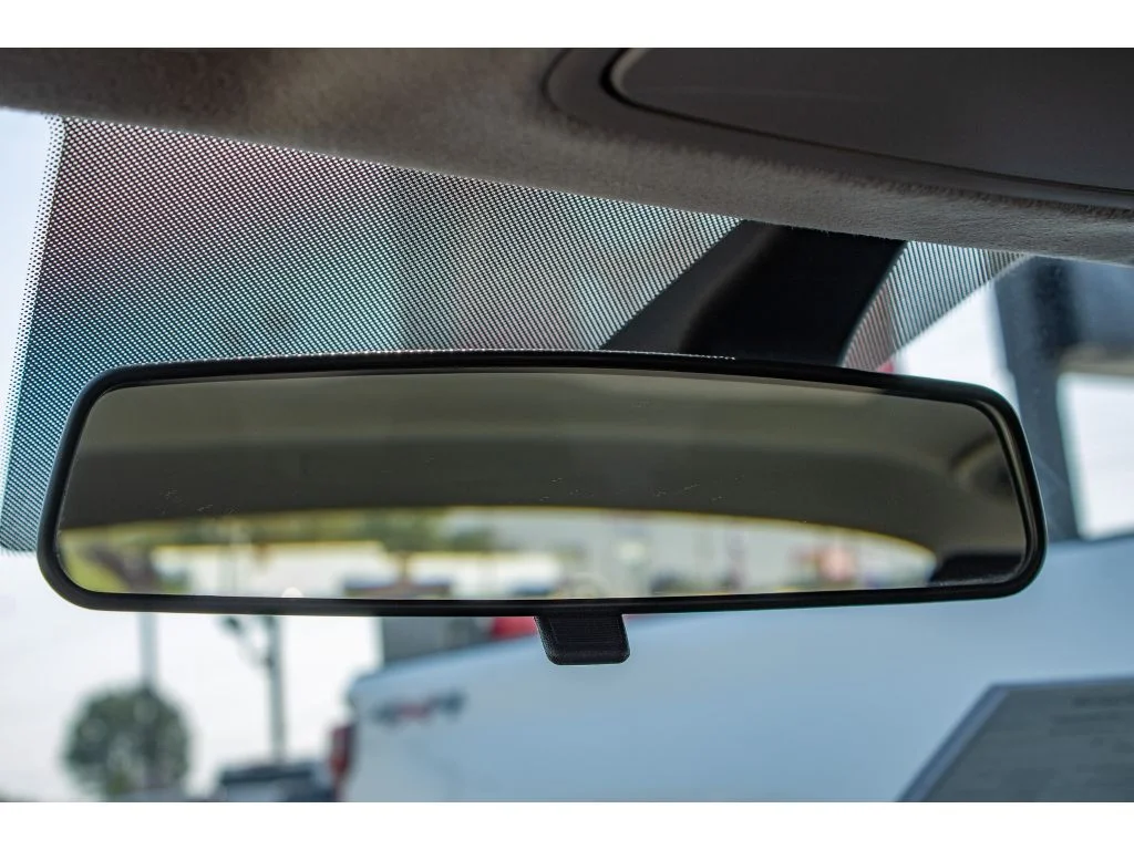 Used 2024 Snow White Pearl Kia LXS image 46