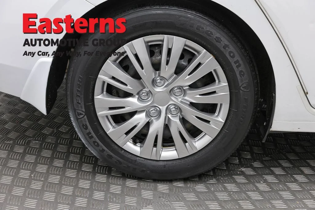 Used 2020 White Nissan S image 29