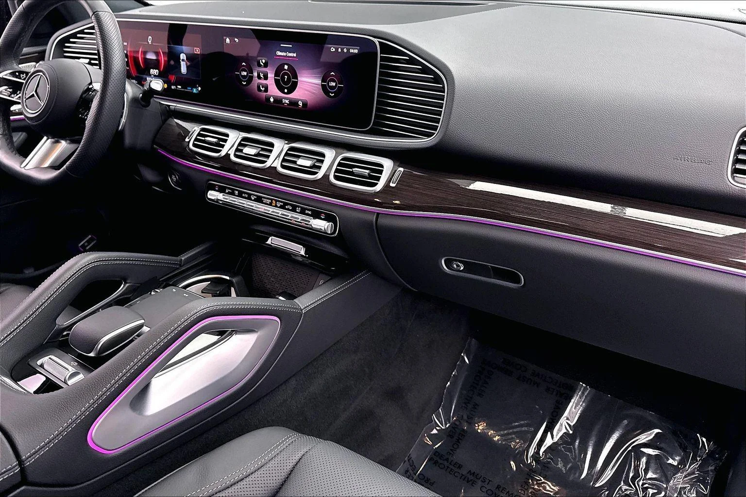 Used 2024 Obsidian Black Metallic Mercedes-Benz GLE 580 image 28