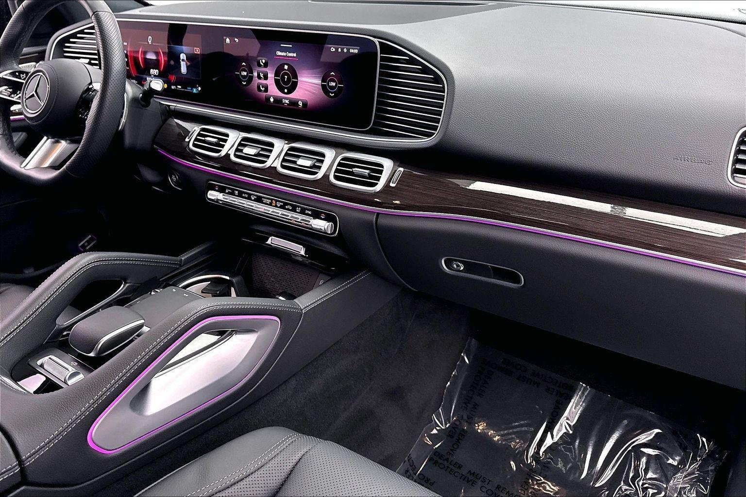 Used 2024 Obsidian Black Metallic Mercedes-Benz GLE 580 image 28