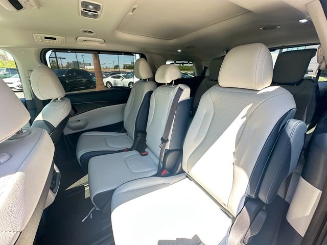 New 2026 White Kia SX Prestige image 26