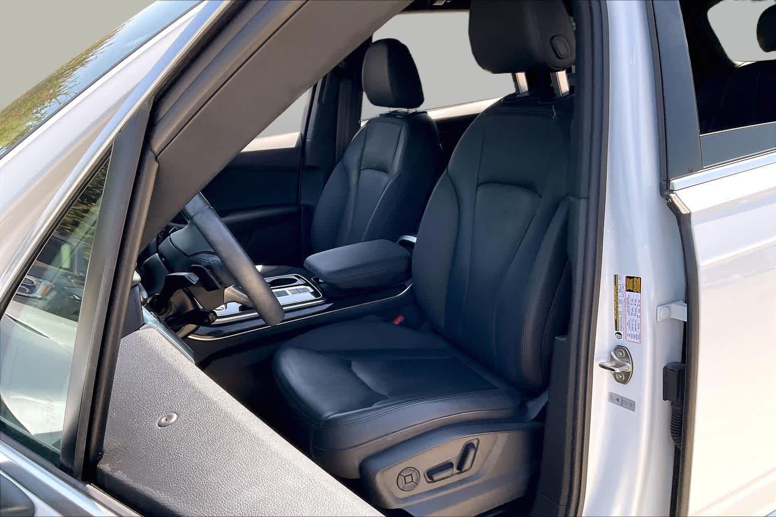 Used 2024 Glacier White Metallic Audi Premium image 8