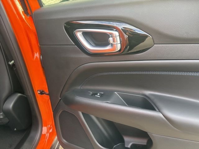 New 2026 Joose (DISC) Jeep Latitude Altitude image 13