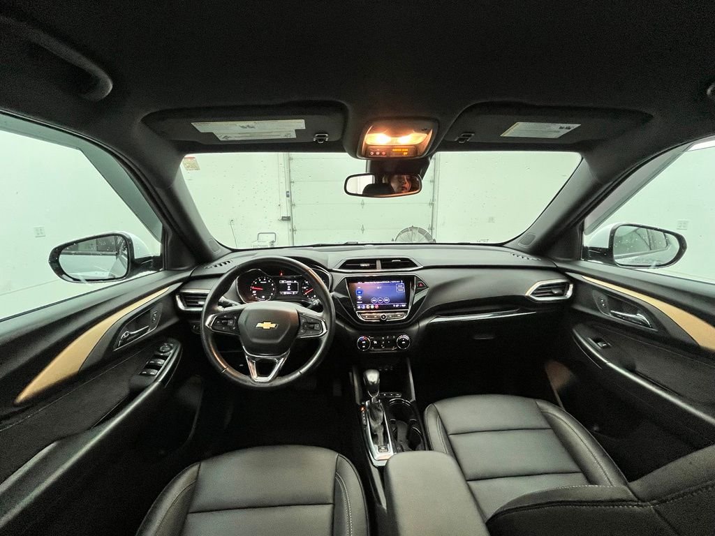 Used 2023 Gray Chevrolet ACTIV image 4